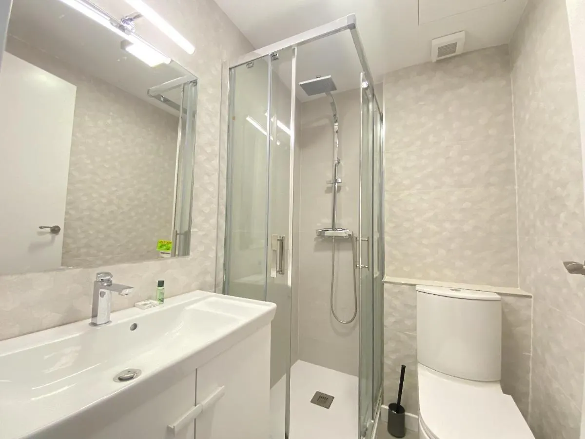 R136 Apartment Buhos Calafell