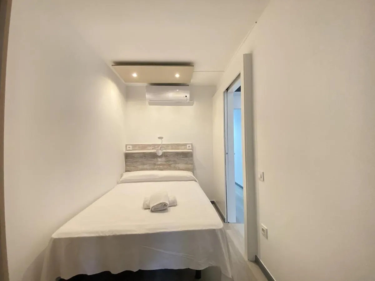 R136 Apartment Buhos Calafell