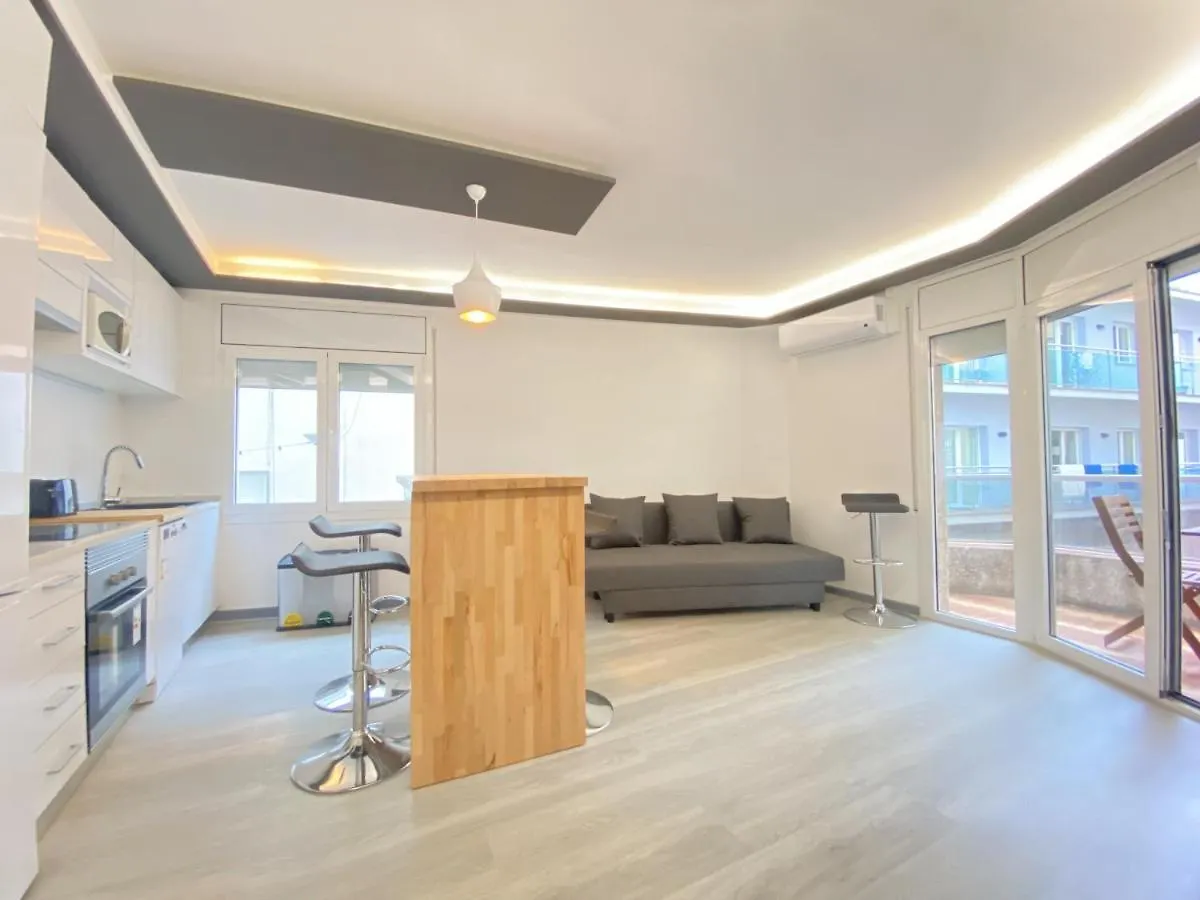 R136 Apartment Buhos Калафелл